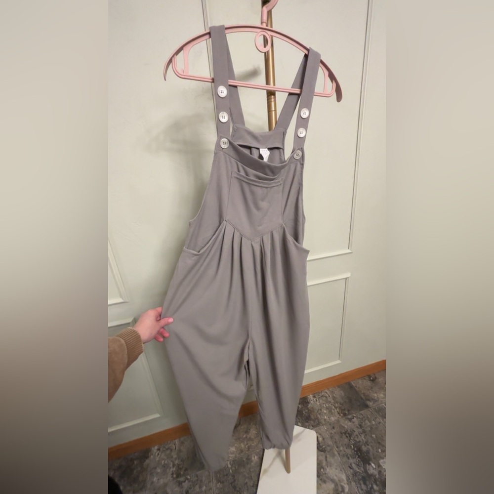 Halara Overalls VIRAL Small NWT- Pockets Waffle Casual Jogger MSRP $49.95 - Picture 3 of 5